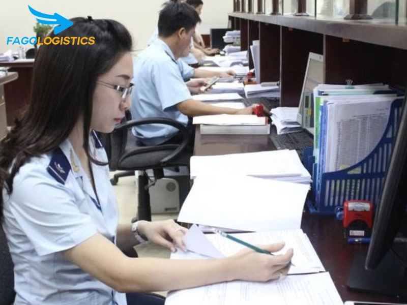 thủ tục hải quan nhập khẩu than hoạt tính từ các loại gỗ