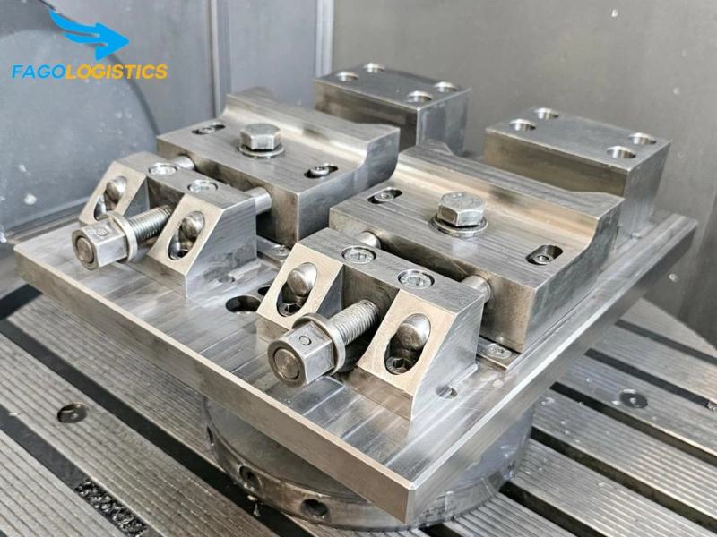 thủ tục nhập khẩu kẹp sản phẩm trên máy tiện kim loại bằng thép không gỉ thủ tục nhập khẩu kẹp sản phẩm trên máy tiện kim loại bằng thép không gỉ