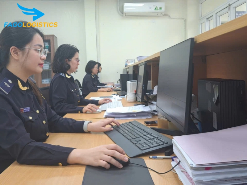 thủ tục hải quan nhập khẩu bẫy chuột bằng thép và nhựa