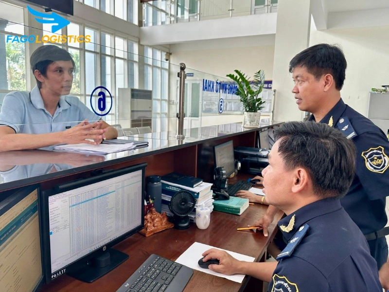 thủ tục nhập khẩu ròng rọc thang máy