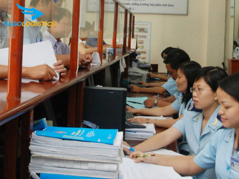 thủ tục nhập khẩu thẻ test tia cực tím