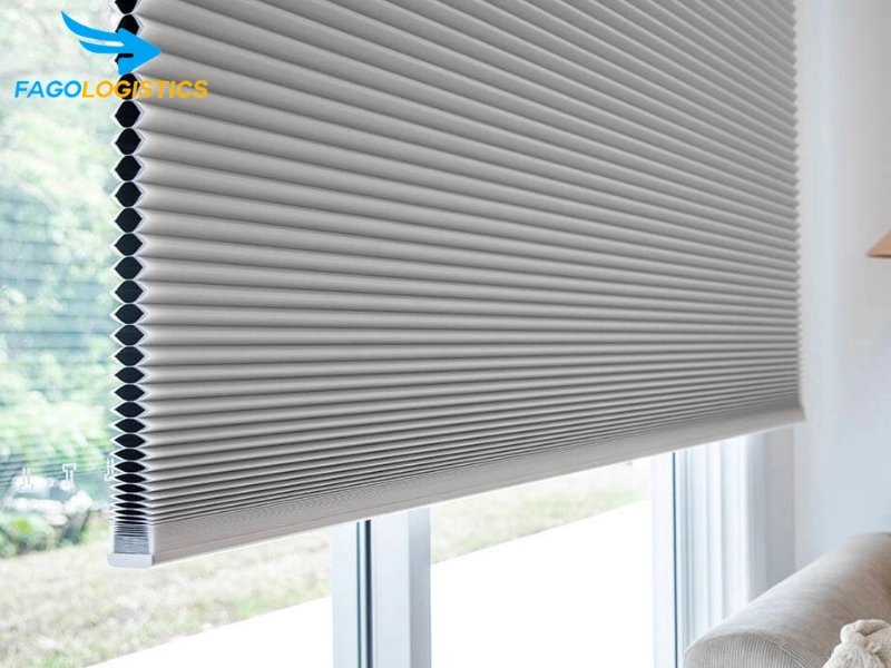 Thủ tục nhập khẩu rèm tổ ong chất liệu vải Polyester tráng bạc
