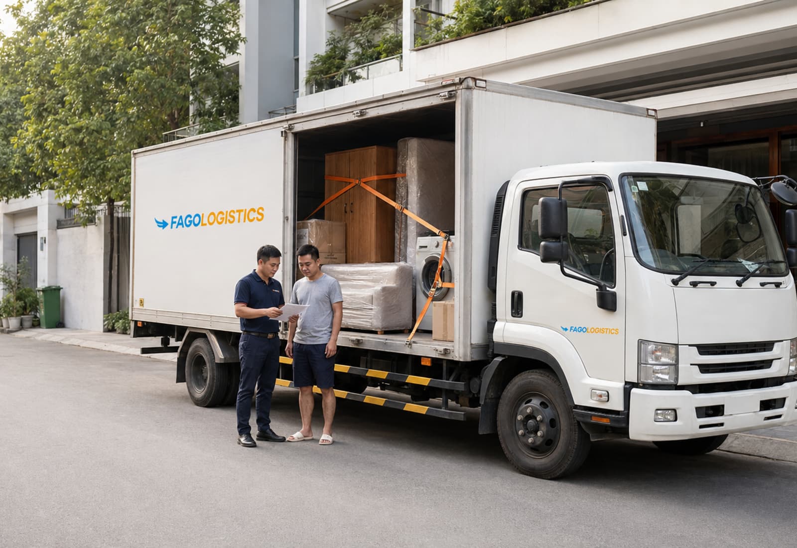 Xe tải chở đồ chuyển nhà đi tỉnh