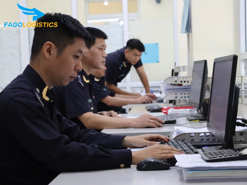  nhập khẩu khay nhựa định hình cố định sản phẩm trong hộp quà