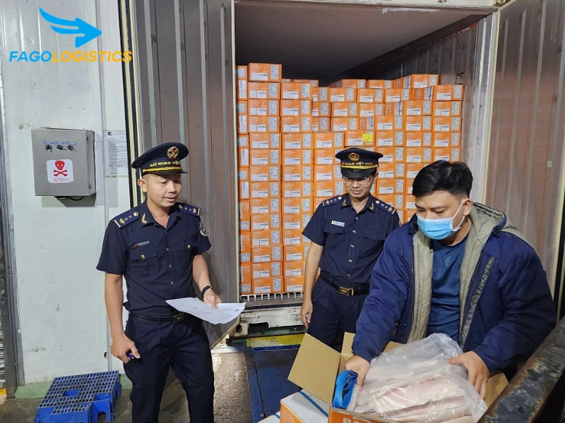 Thủ tục nhập khẩu nắp nhựa hộp thực phẩm