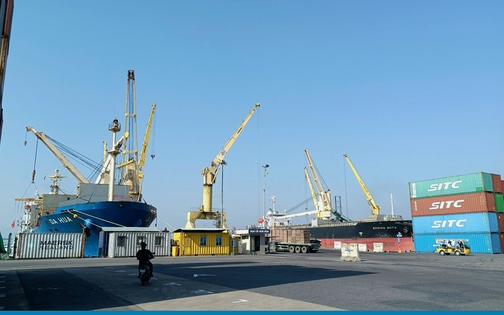 Ảnh minh họa: Container hàng hóa tại cảng biển