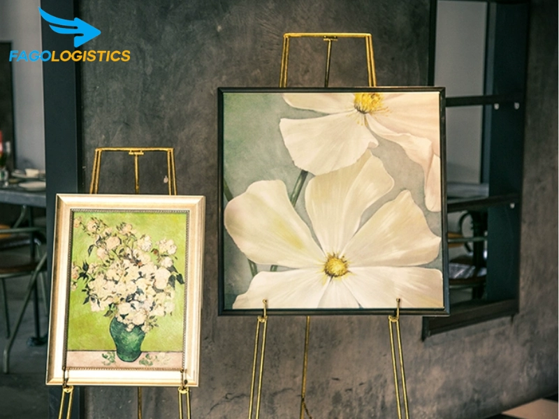 Thủ tục nhập khẩu giá đỡ áp phích quảng cáo