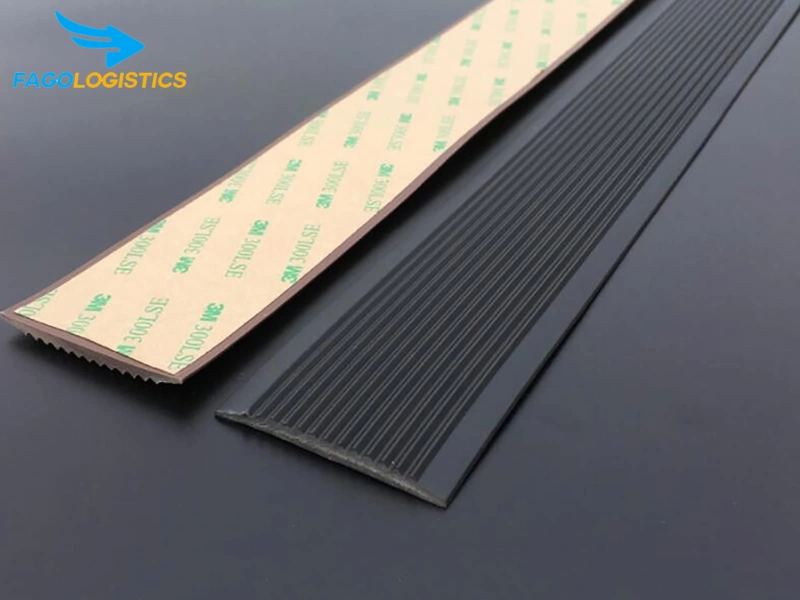 thủ tục nhập khẩu dải cầu thang chống trượt bằng nhựa PVC (mã PSPR)