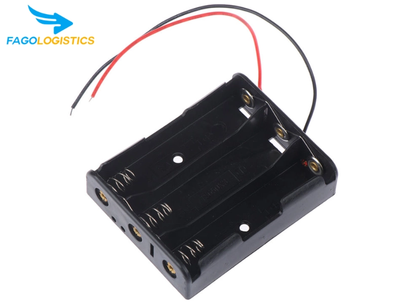Thủ tục nhập khẩu hộp đựng pin bằng nhựa có đầu nối và tiếp điểm điện