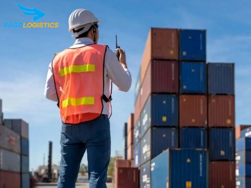 Thủ tục nhập khẩu rèm tổ ong chất liệu vải Polyester tráng bạc