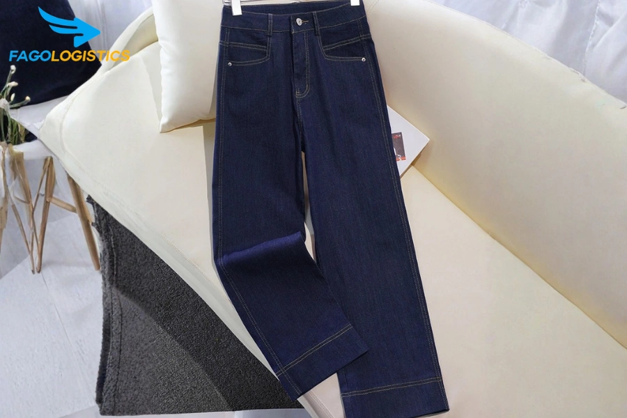 Thủ tục hải quan nhập khẩu quần jean nữ denim 98% cotton (Mã HS 61046900)
