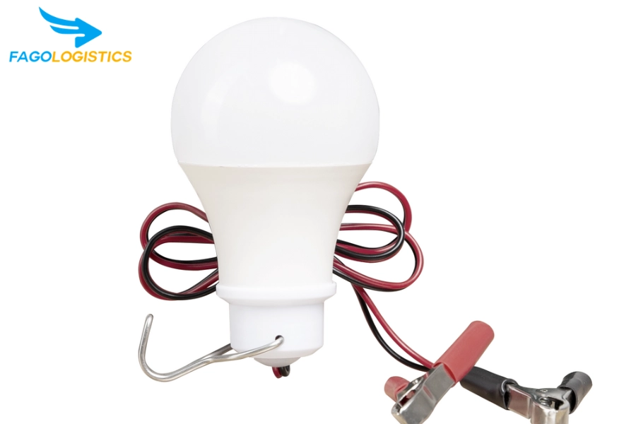 Thủ tục nhập khẩu đèn LED chiếu sáng điểm dạng tròn 12V (HS 94051199): Chi tiết bộ hồ sơ và lưu ý đối chiếu