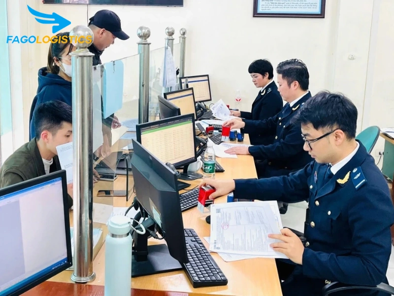 thủ tục hải quan nhập khẩu bẫy chuột bằng thép và nhựa