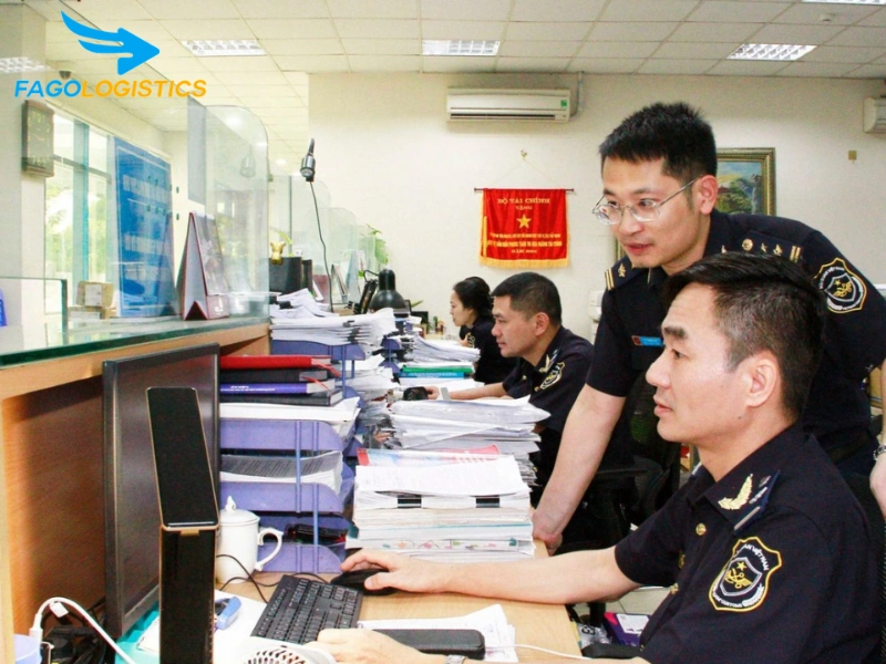 Thủ tục hải quan nhập khẩu áo thun bé trai