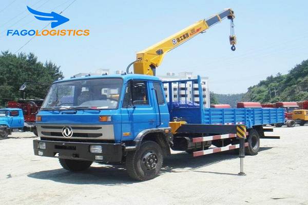 Dịch vụ cho thuê xe cẩu tự hành 2.5 tấn chuyên nghiệp, uy tín 3 Vai trò của dịch vụ cho thuê xe cẩu tự hành