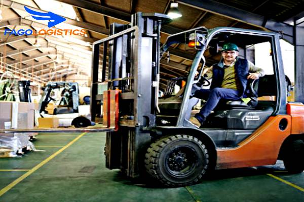 Xe nâng số sàn và số tự động? Đâu là giải pháp tối ưu 4 Địa chỉ thuê xe nâng số sàn uy tín, chất lượng