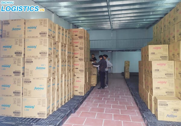 Vận chuyển bỉm Nhật về Việt Nam và thủ tục nhập khẩu 4 Hàng bỉm Nhật được vận chuyển về kho Việt Nam an toàn