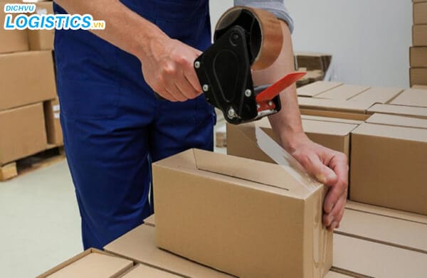 Hướng dẫn cách đóng gói hàng hóa khi chuyển phát nhanh 2 Hướng dẫn gói hàng chuyên nghiệp
