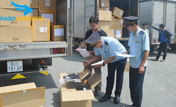 Những sai sót cần lưu ý khi làm thủ tục hải quan 2 Lưu ý khi làm thủ tục hải quan hàng hóa