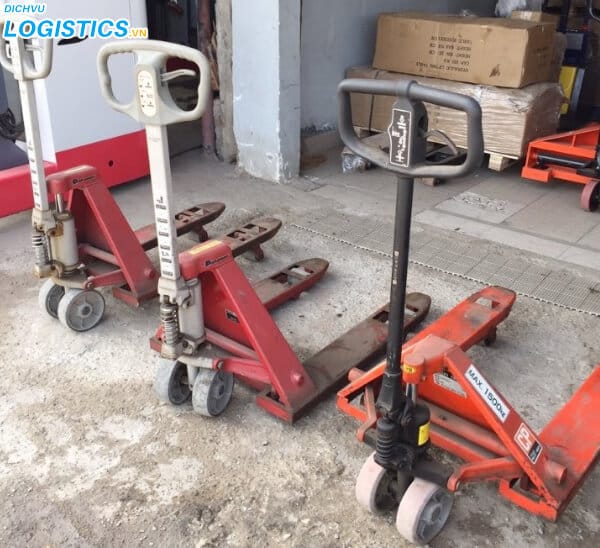 Dịch vụ cho thuê xe nâng tay tại Hà Nội 3 Xe nâng tay chuyên dụng tại Hà Nội