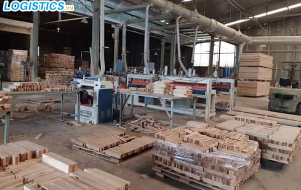 Pallet trong xuất nhập khẩu là gì? Lợi ích khi sử dụng pallet xuất khẩu là gì? 2 Cơ sở sản xuất pallet gỗ