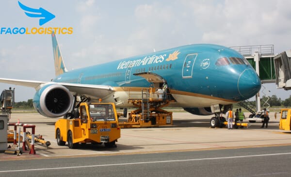 COVID-19 ảnh hưởng đến Logistics Việt Nam như thế nào? 3 COVID-19 làm ảnh hưởng trầm trọng tới ngành vận tải hàng không