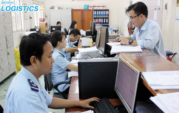 Dịch vụ làm thủ tục hải quan tại Tp.Hồ Chí Minh 3 Dịch vụ làm thủ tục khai báo hải quan xuất nhập khẩu hàng hóa