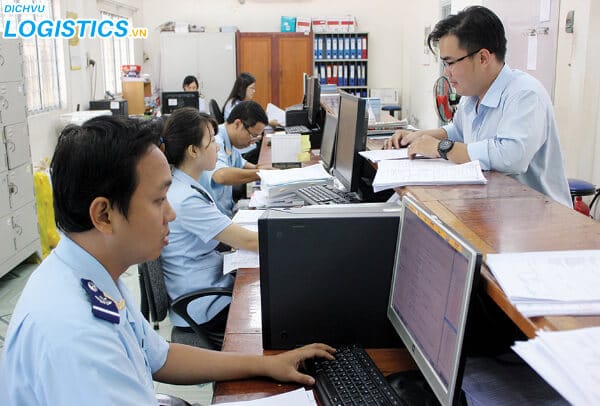 Những bước làm thủ tục hải quan nhập khẩu hàng hóa nhanh chóng 2 Dịch vụ làm thủ tục hải quan chuyên nghiệp