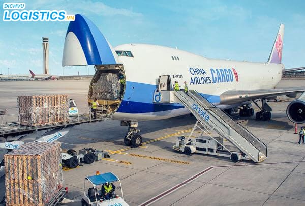 Dịch vụ vận chuyển rượu bằng máy bay 4 Dịch vụ vận chuyển rượu bằng đường hàng không