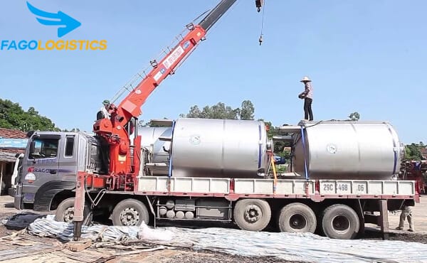 Dịch vụ nâng hạ tải hàng hóa chuyên nghiệp 5 Dịch vụ nâng hạ tại công trình