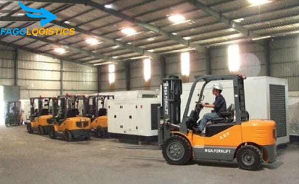 Dịch vụ nâng hạ tải hàng hóa chuyên nghiệp 7 Dịch vụ nâng hạ hàng hóa trong kho
