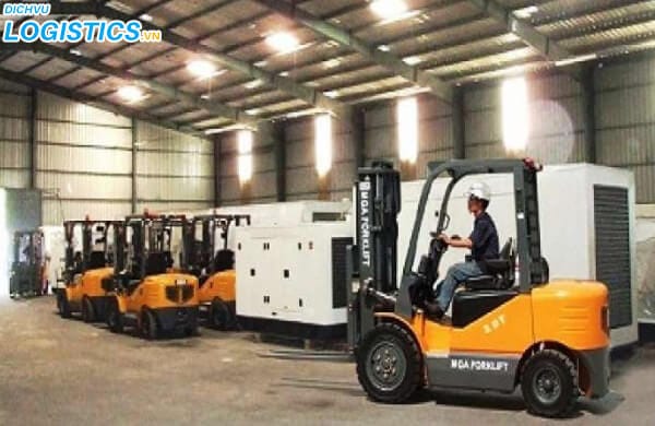 Thuê xe nâng - Làm sao lựa chọn phù hợp? 5 Dịch vụ thuê xe nâng tại Dichvulogistics
