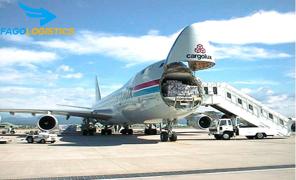 Giá cước vận chuyển hàng không quốc tế có rẻ không 4 Phương thức vấn chuyển hàng bằng máy bay