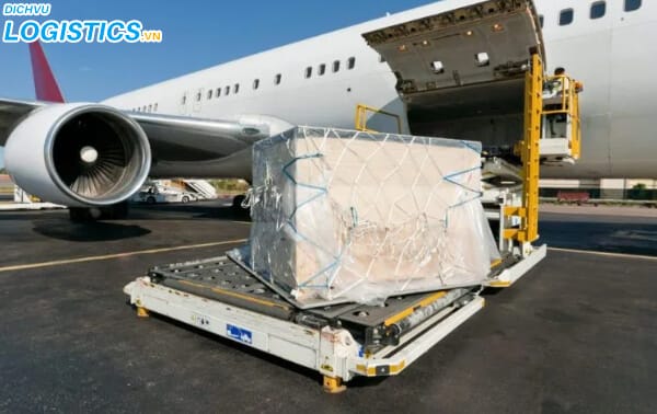 Vận chuyển hàng hóa bắc nam bằng máy bay 3 Dịch vụ vấn chuyển hàng hóa bằng máy bay