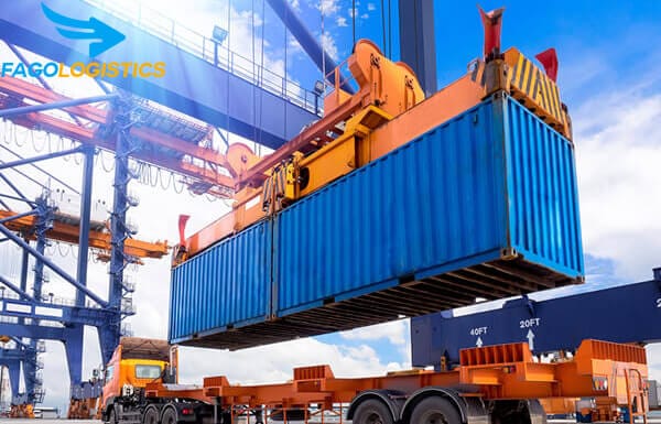 Dịch vụ vận chuyển hàng hóa 3 Vận chuyển hàng hóa bằng thùng container chuyên nghiệp