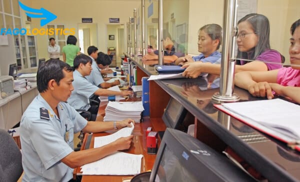 Kinh nghiệm làm thủ tục hải quan như thế nào? 2 Hướng dẫn làm thủ tục hải quan