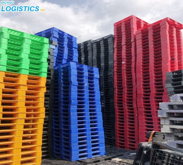Thủ tục nhập khẩu pallet nhựa 2 Pallet nhựa cần nhập khẩu về Việt Nam