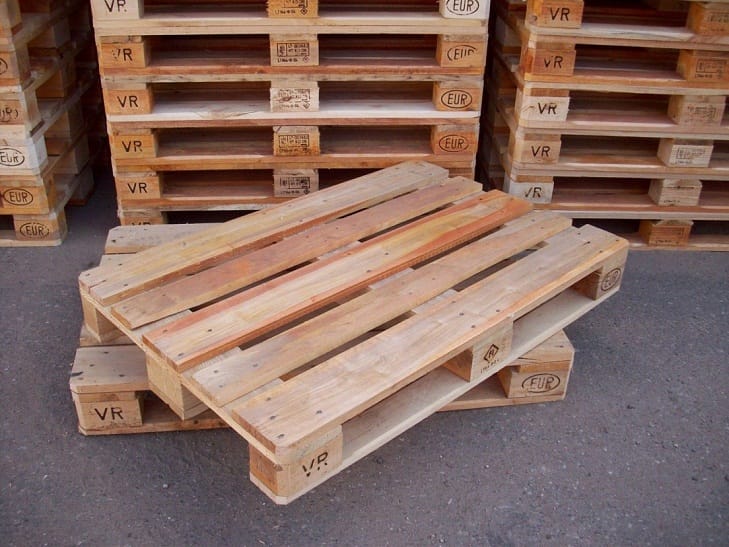 Đóng hàng pallet gỗ với phương thức bảo về hàng hóa tối ưu 3 Đóng pallet 4 chiều nâng
