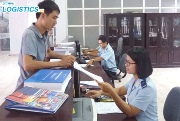 Hồ sơ hải quan là gì? Hồ sơ hải quan gồm những gì? 2 Thủ tục khai báo hải quan chuyên nghiệp