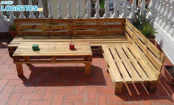 Gỗ pallet trang trí là gì? Ứng dụng của gỗ pallet trang trí trong sản xuất 3 Pallet gỗ trong sản xuất bàn ghế