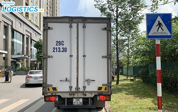 Vận chuyển hàng đông lạnh bằng máy bay 3 Vận chuyển hàng hóa chuyên nghiệp, uy tín