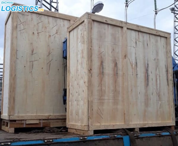 Hướng dẫn cách đóng pallet thùng gỗ đơn giản hiệu quả, nhanh chóng 4 Vận chuyển hàng hóa bằng thùng kiện gỗ