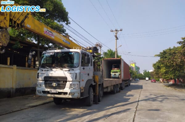 Dịch vụ cho thuê xe vận chuyển hàng hóa tại Hà Nội 3 Xe cẩu chở hàng chuyên nghiệp